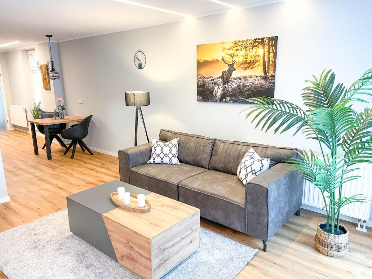Appartement Am Mythenweg Thale Bagian luar foto